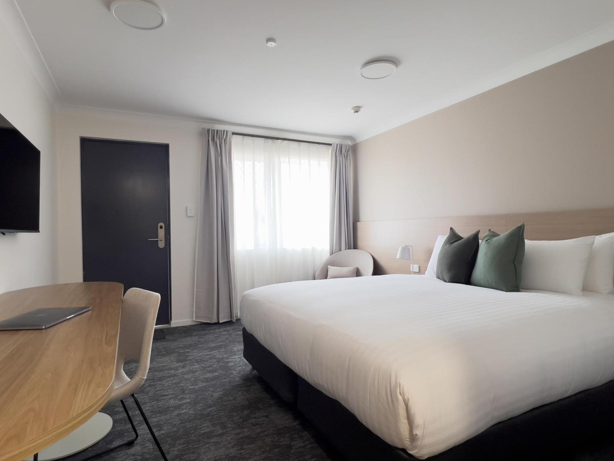 The Phoenix Artesian Spa Resort And Accommodation Moree Exterior photo