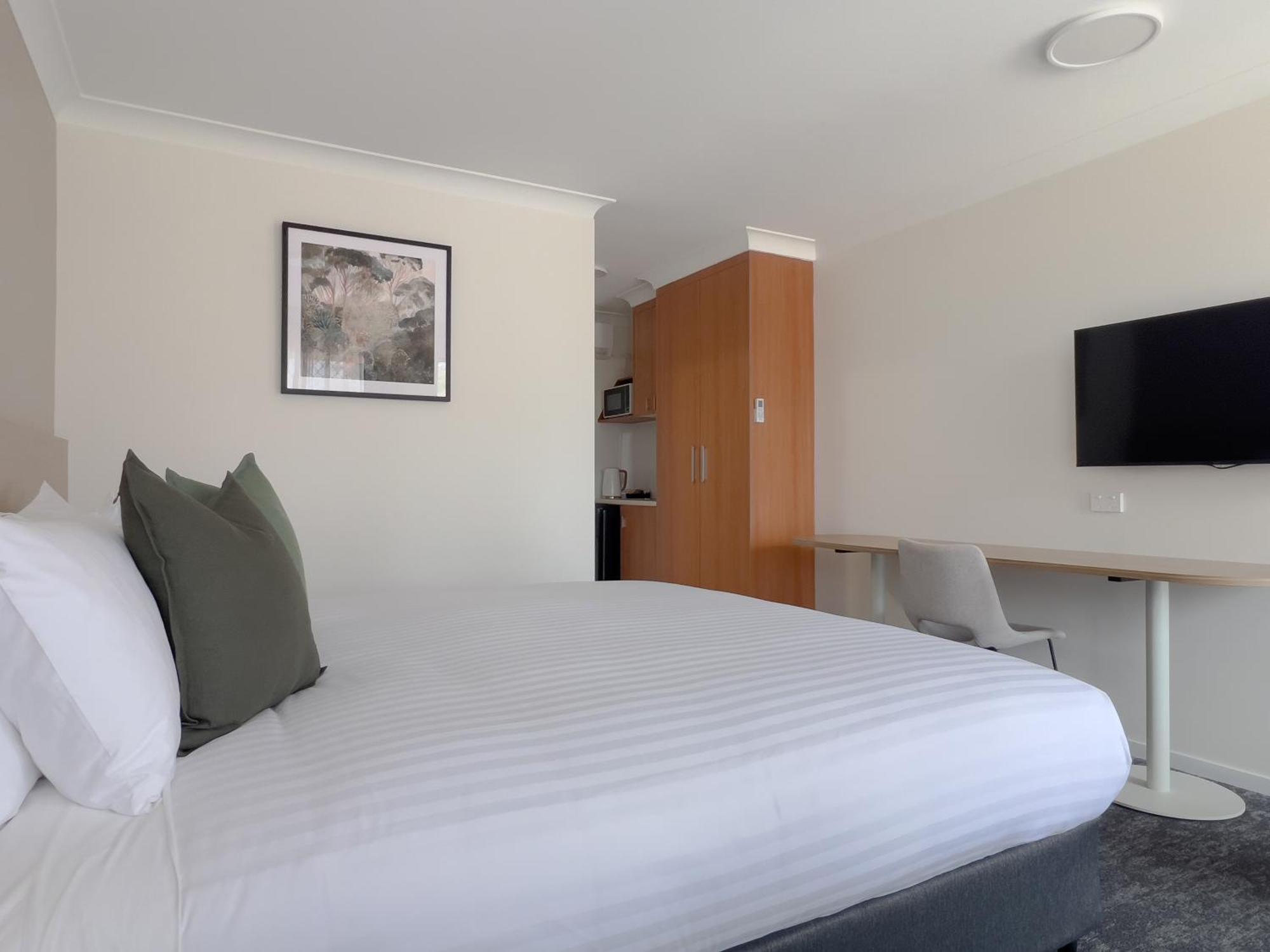 The Phoenix Artesian Spa Resort And Accommodation Moree Exterior photo